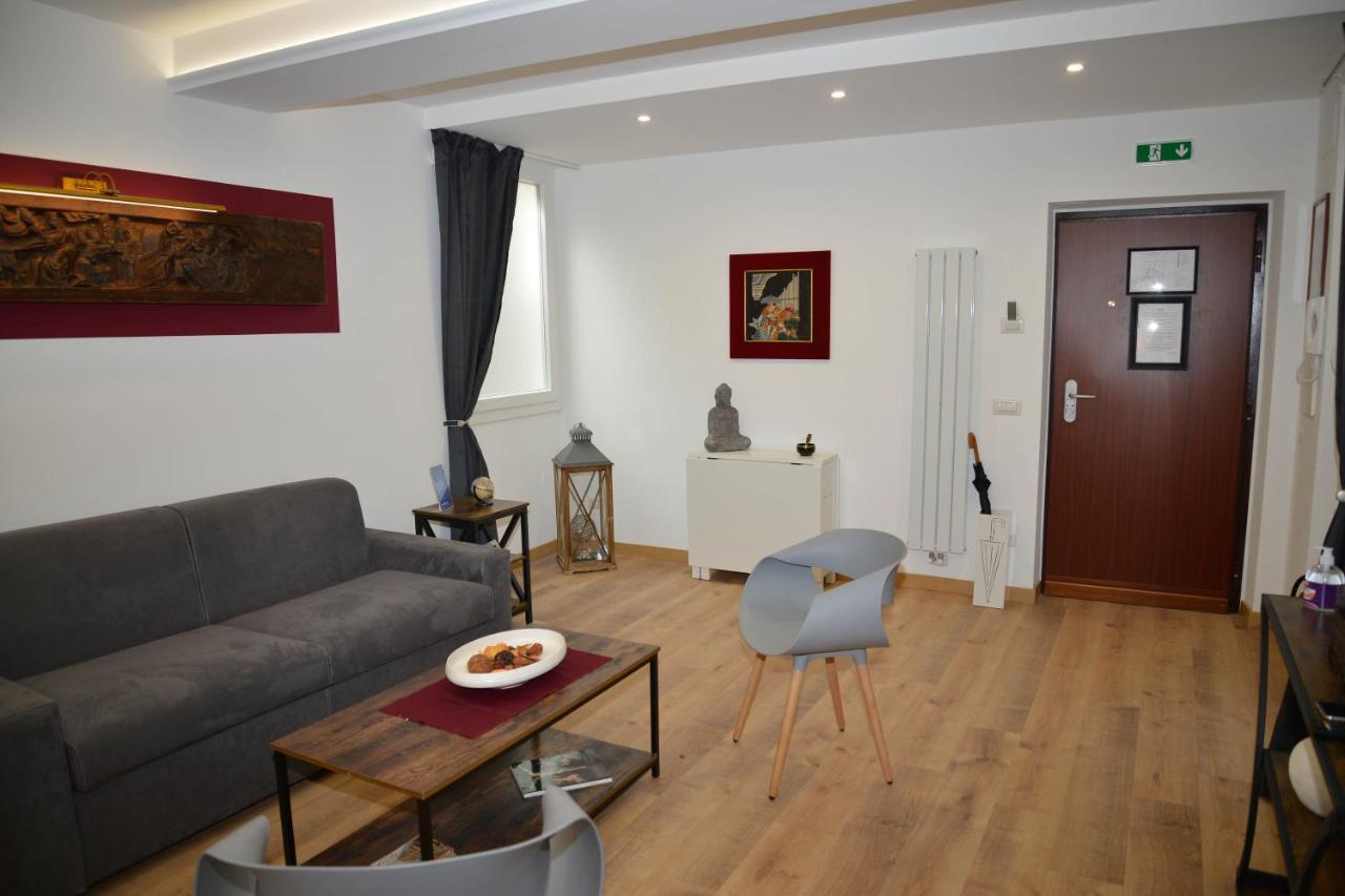 Fidia Palace Claudia'S Apartment Colosseo Ρώμη Εξωτερικό φωτογραφία